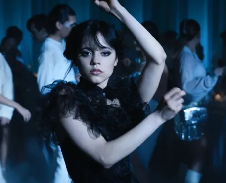 Netflix renova Wandinha para a segunda temporada