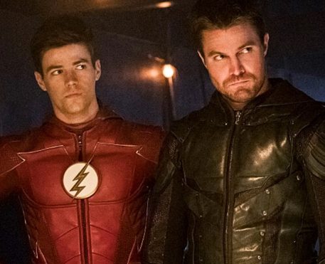 The Flash | Reunião de Barry/Oliver será uma homenagem as cenas de luta em Arrow