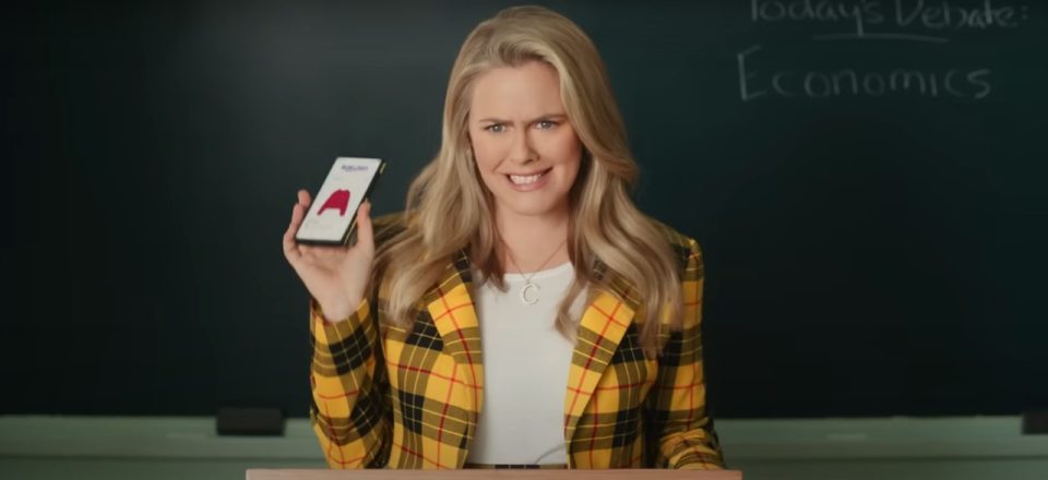 Alicia Silverstone reprisa papel de Cher Horowitz para o Super Bowl