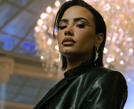 Demi Lovato Pânico VI