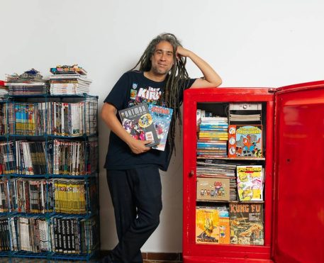 Cada Um No Seu Quadrinho