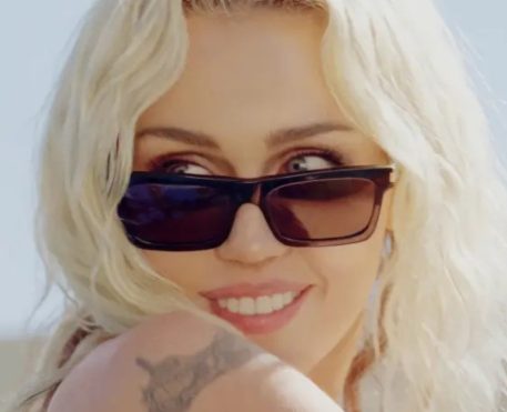 Especial de Miley Cyrus no Disney+ ganha trailer e cartaz