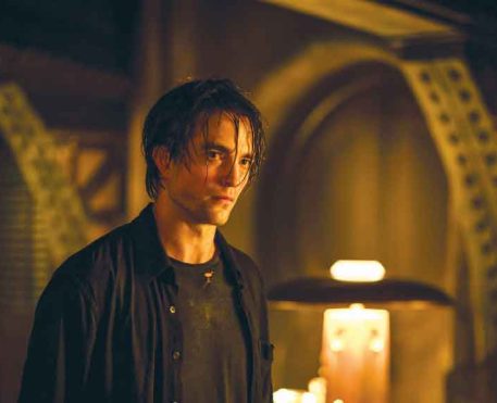 Robert Pattinson é confirmado no elenco do novo filme de Adam McKay