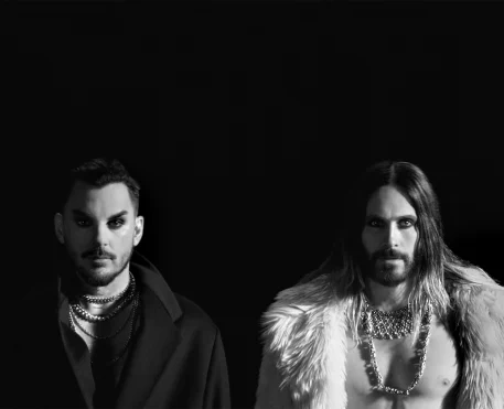 Thirty Seconds To Mars lança o clipe de "Stuck", novo single após 5 anos