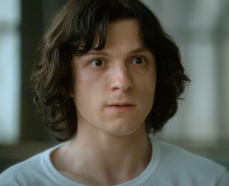 The Crowded Room com Tom Holland