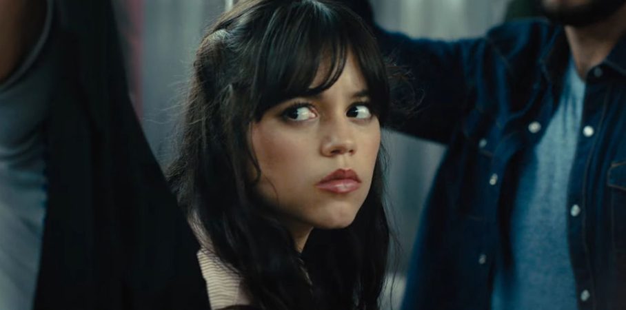 Beetlejuice 2 ganha data de estreia e confirma Jenna Ortega no elenco