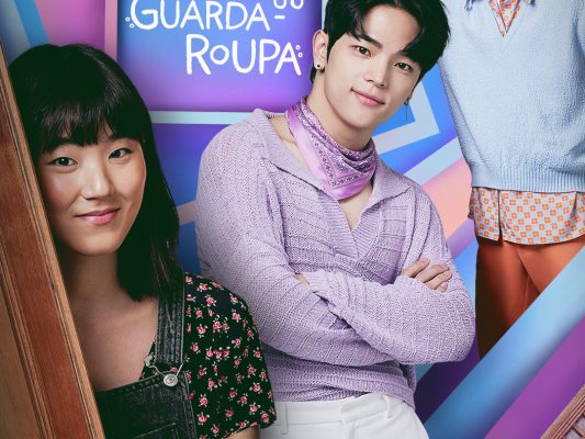 Além do Guarda-Roupa