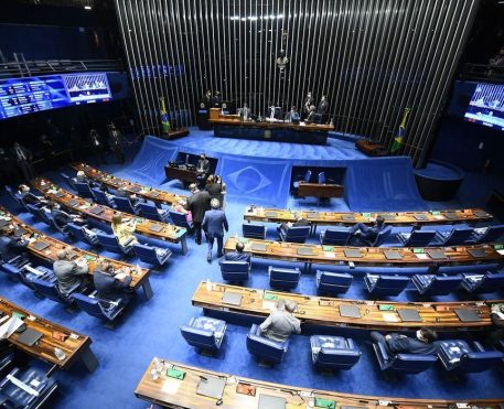 Projeto de legalização de apostas e cassinos avança no Senado