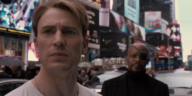 Nick Fury, protagonista de Invasão Secreta, em Capitão América