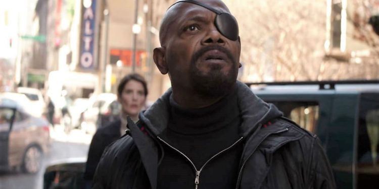 Nick Fury e Maria Hill, que estarão em Invasão Secreta, no final de Vingadores