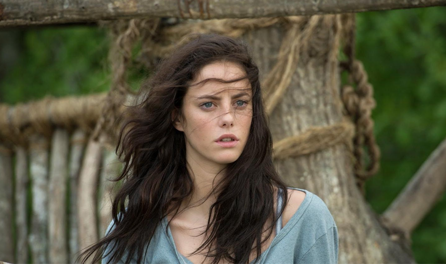Senna | Kaya Scodelario entra para o elenco da minissérie da Netflix