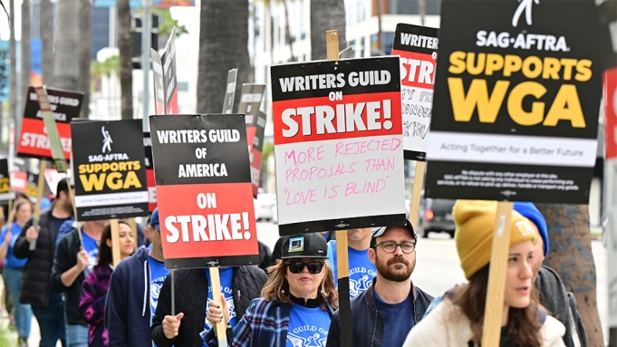 Sindicato dos atores de Hollywood entram em greve