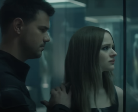 Com Taylor Lautner e Joey King, Taylor Swift lança clipe de I Can See You