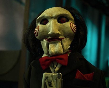 Jigsaw está de volta no primeiro trailer de Jogos Mortais X