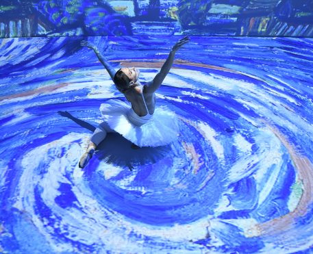 Van Gogh Live 8k I Lar Center recebe exposição imersiva sobre o pintor