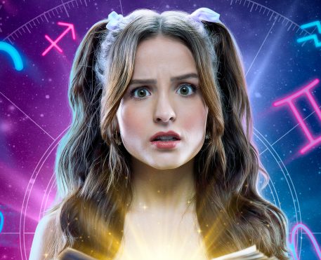 Tá Escrito I Filme estrelado por Larissa Manoela ganha cartaz