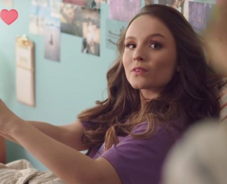 Larissa Manoela vai participar da 3ª temporada de De Volta aos 15