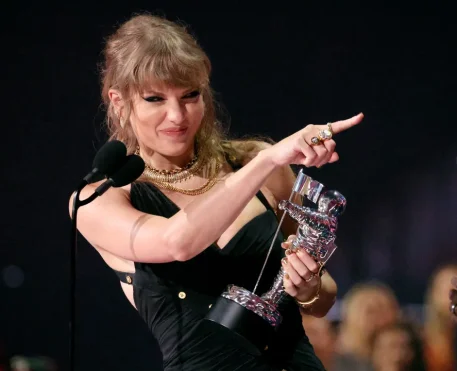 Taylor Swift domina a premiação do VMA 2023; conheça os vencedores