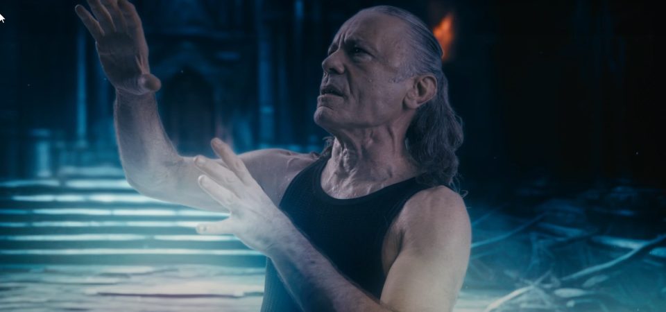 Bruce Dickinson lança clipe do novo álbum na CCXP23