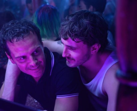 All of Us Strangers | Trailer mostra romance entre Andrew Scott e Paul Mescal