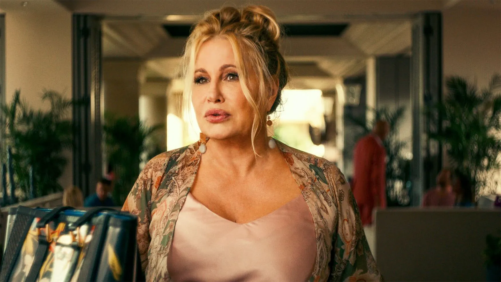 Jennifer Coolidge no filme Minecraft