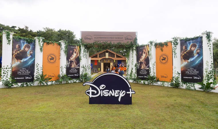 Acampamento Percy Jackson e Os Olimpianos