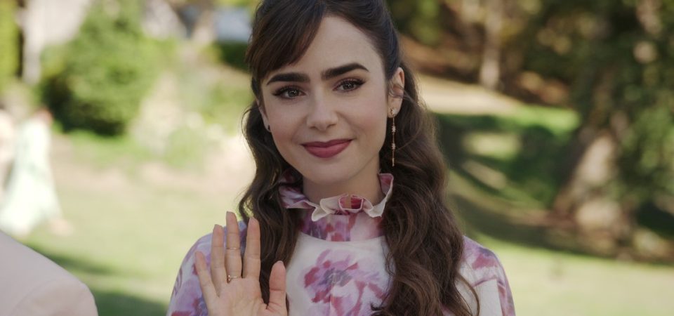 Lily Collins da série Emily in Paris