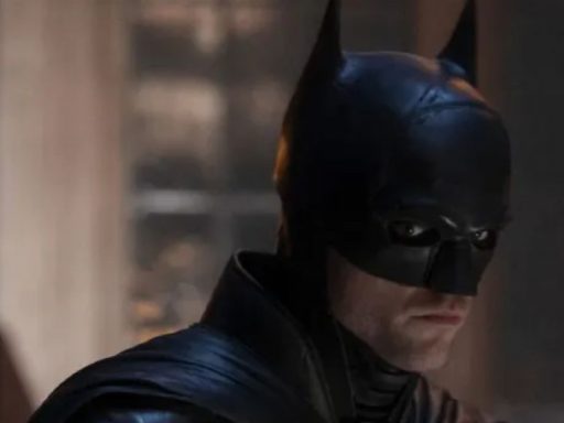 Batman 2, com Robert Pattinson, é adiado para 2026