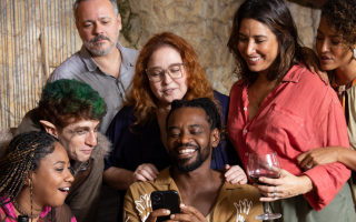 Perfeitos Desconhecidos chega aos cinemas em dezembro