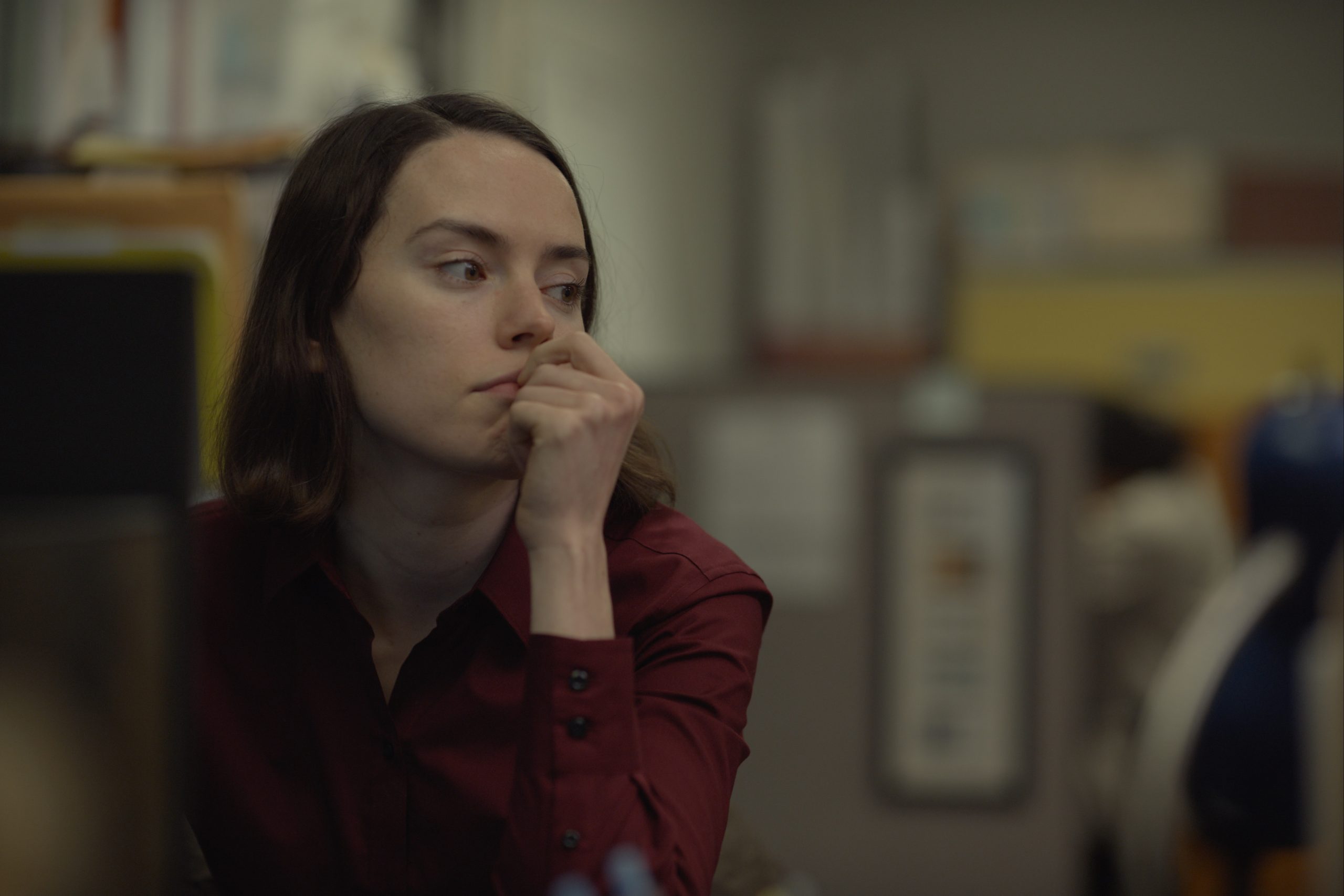Às Vezes Quero Sumir ganha trailer, cartaz e data de estreia no Brasil
