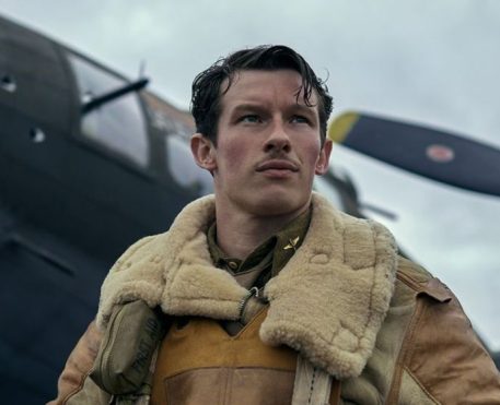 Callum Turner vai estrelar Neuromancer, série da Apple TV+