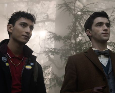 Garotos Detetives Mortos, série do universo Sandman, ganha trailer