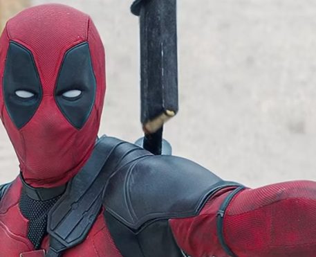 Dublê de Ryan Reynolds na abertura de Deadpool & Wolverine mostra os bastidores da coreografia