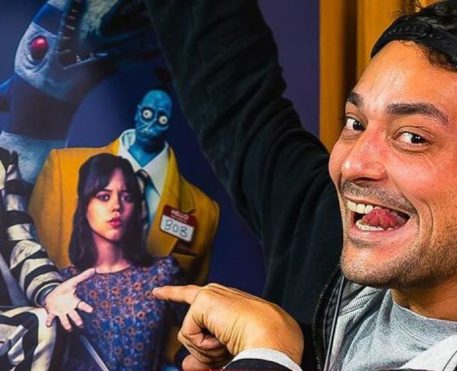 Eduardo Sterblitch será a voz de Beetlejuice na versão dublada de Os Fantasmas Ainda se Divertem