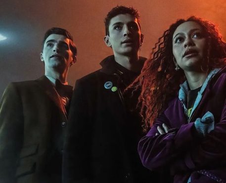 Netflix cancela Garotos Detetives Mortos após uma temporada