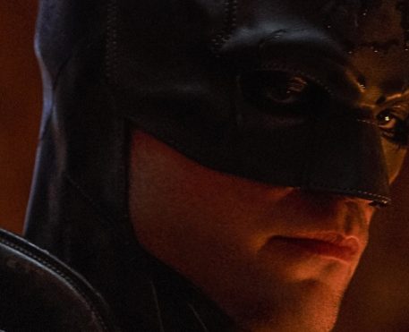 The Batman | Herói de Robert Pattinson pode se juntar ao DCEU