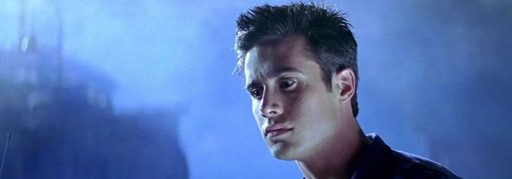 Freddie Prinze Jr vai reprisar papel na nova versão de Eu Sei O Que Vocês Fizeram no Verão Passado