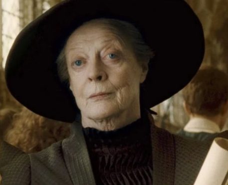 Dame Maggie Smith, atriz de Harry Potter e Downton Abbey, morre aos 89 anos