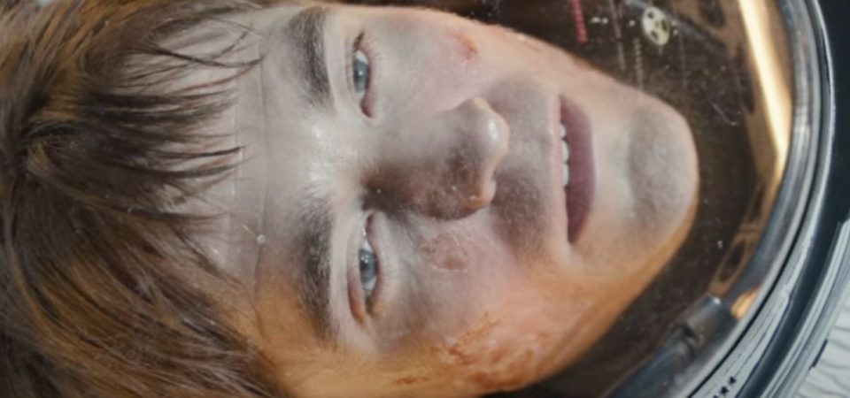 Mickey 17, sci-fi estrelada por Robert Pattinson, ganha trailer