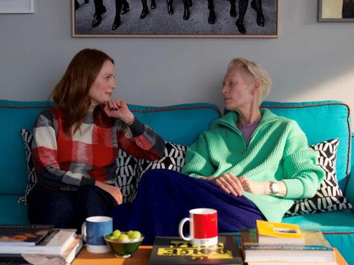 O Quarto Ao Lado, novo filme de Pedro Almodóvar, tem primeiro trailer divulgado