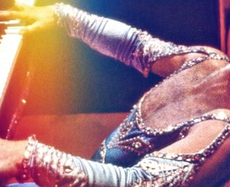 Elton John: Never Too Late | Disney+ divulga o trailer oficial