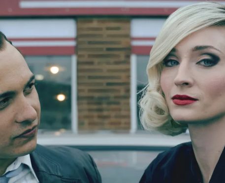 Joan | Sophie Turner interpreta famosa ladra de joias em nova minissérie do Universal+