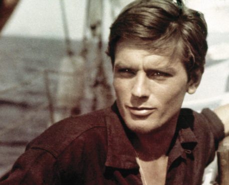 Alain Delon será homenageado no Festival Varilux de Cinema Francês