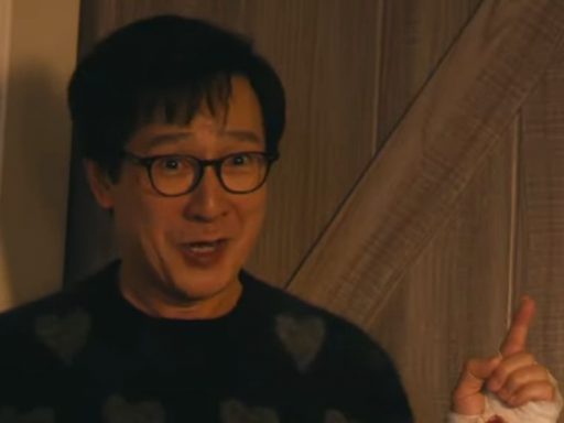 Amor Bandido, comédia de ação com Ke Huy Quan, ganha trailer