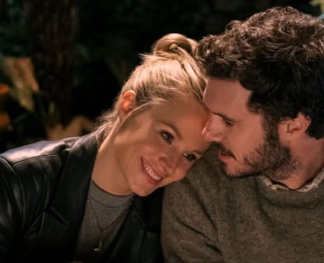 Netflix renova Ninguém Quer para a segunda temporada