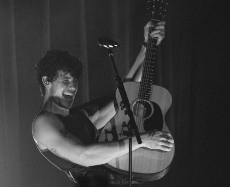 UCI exibe show exclusivo de Shawn Mendes