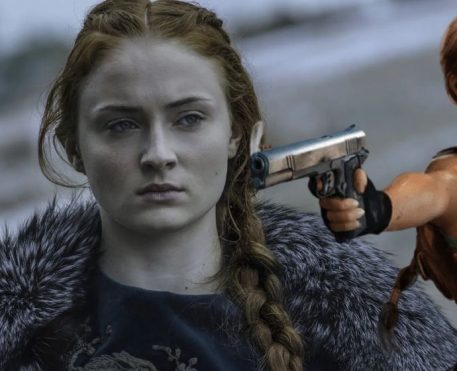 Sophie Turner foi a escolhida para viver Lara Croft na série Tomb Raider