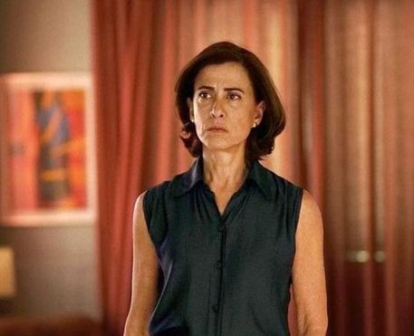Fernanda Torres é indicada ao Globo de Ouro; veja a lista completa