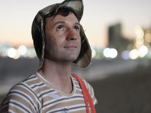 Max divulga teaser de Chespirito: Sem Querer Querendo