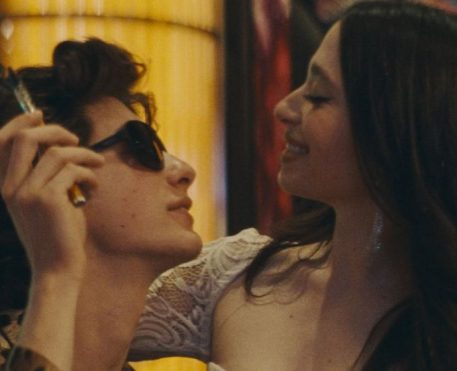 Anora é eleito o Melhor Filme no Spirit Awards 2025